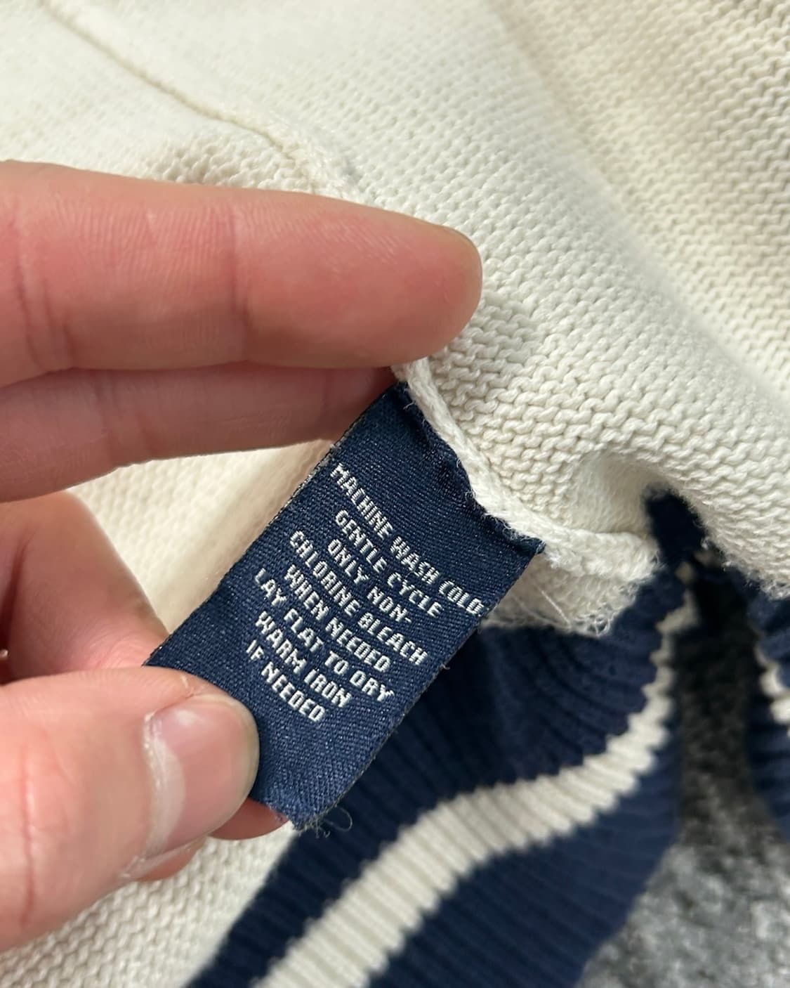 폴로 랄프로렌 진스 넥 로고 니트 집업 상품이미지8