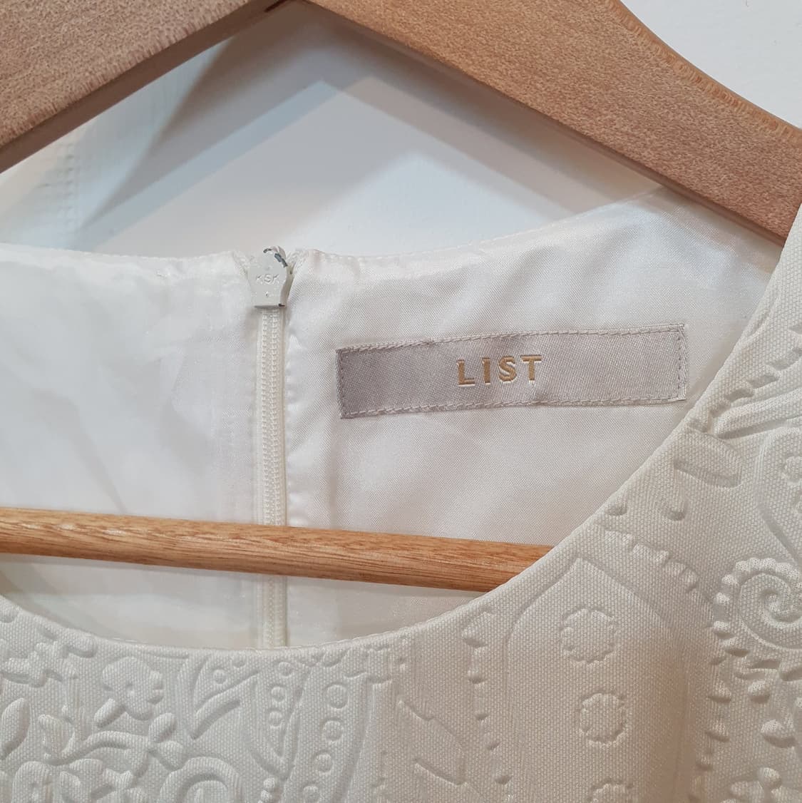 리스트 패턴 엠보 원피스  상품이미지3
