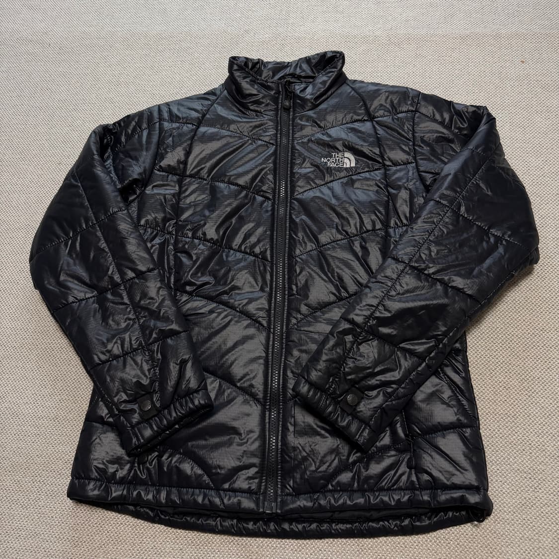 노스페이스 유광 경량 패딩 자켓 상품이미지1