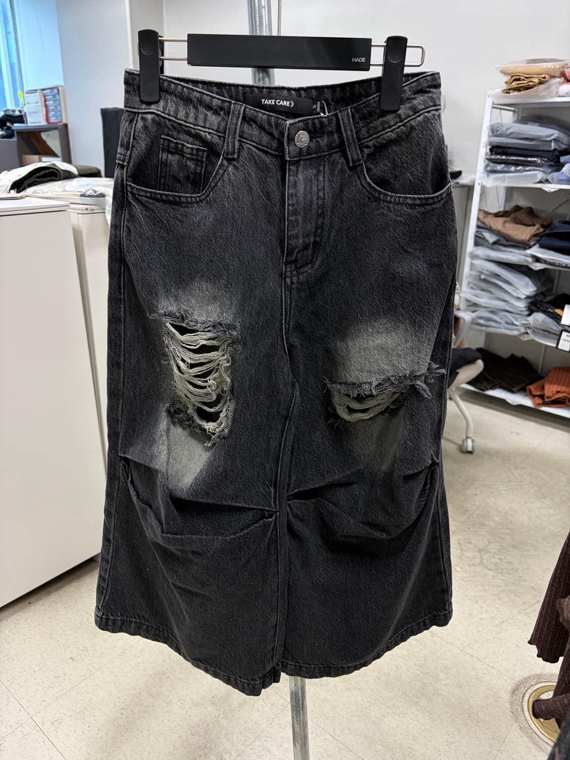 흑청 데미지 버뮤다팬츠 상품이미지1