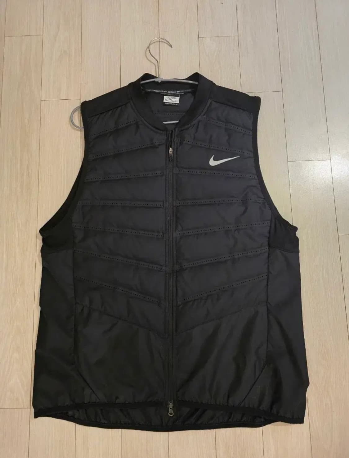 나이키 에어로로프트 베스트 상품이미지1