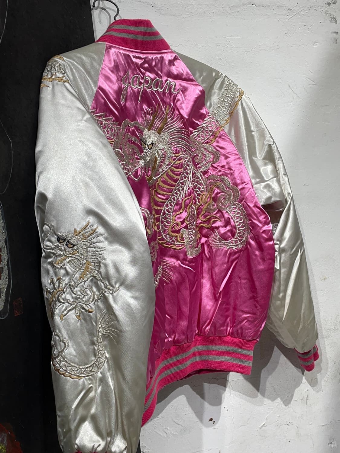 JPN 일본빈티지 핑크 대장급 용 자수 스카잔 빅로고 스카쟌 상품이미지5