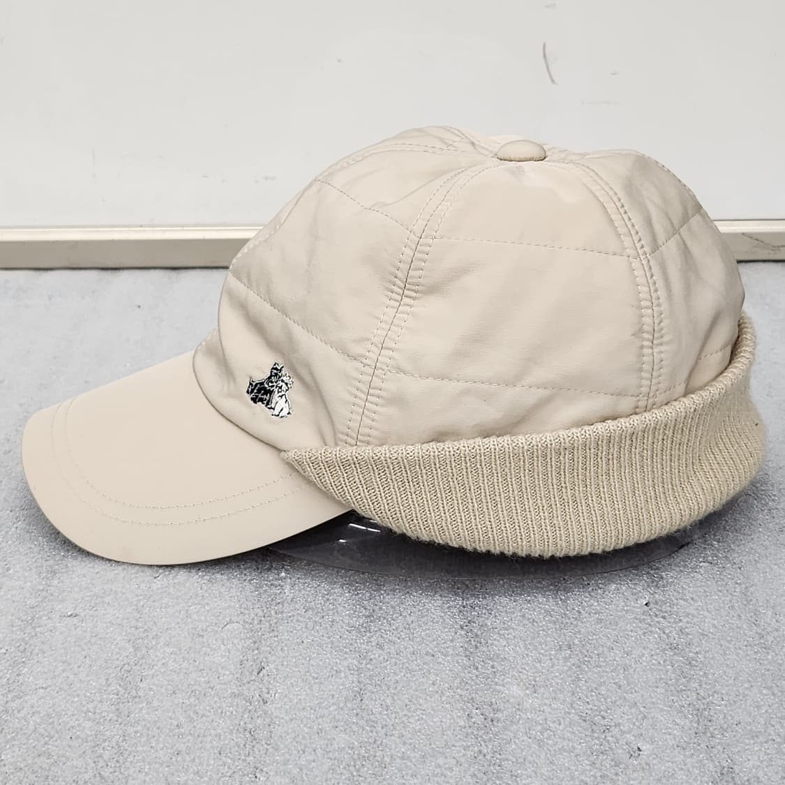 일본산 Black&White 귀달이 골프모자 프리 상품이미지3