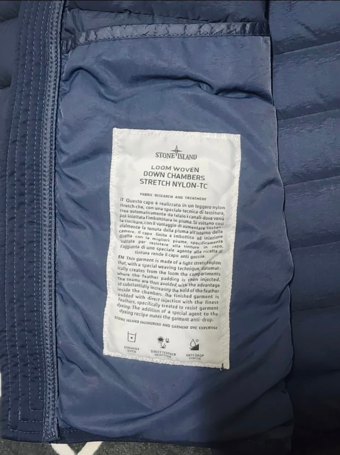 스톤아일랜드 룸우븐 경량패딩 상품이미지4