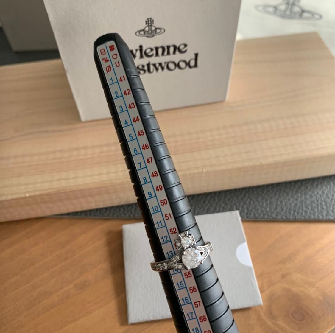 비비안웨스트우드 아카이브 크리스탈 큐빅 orb링 반지 상품이미지6