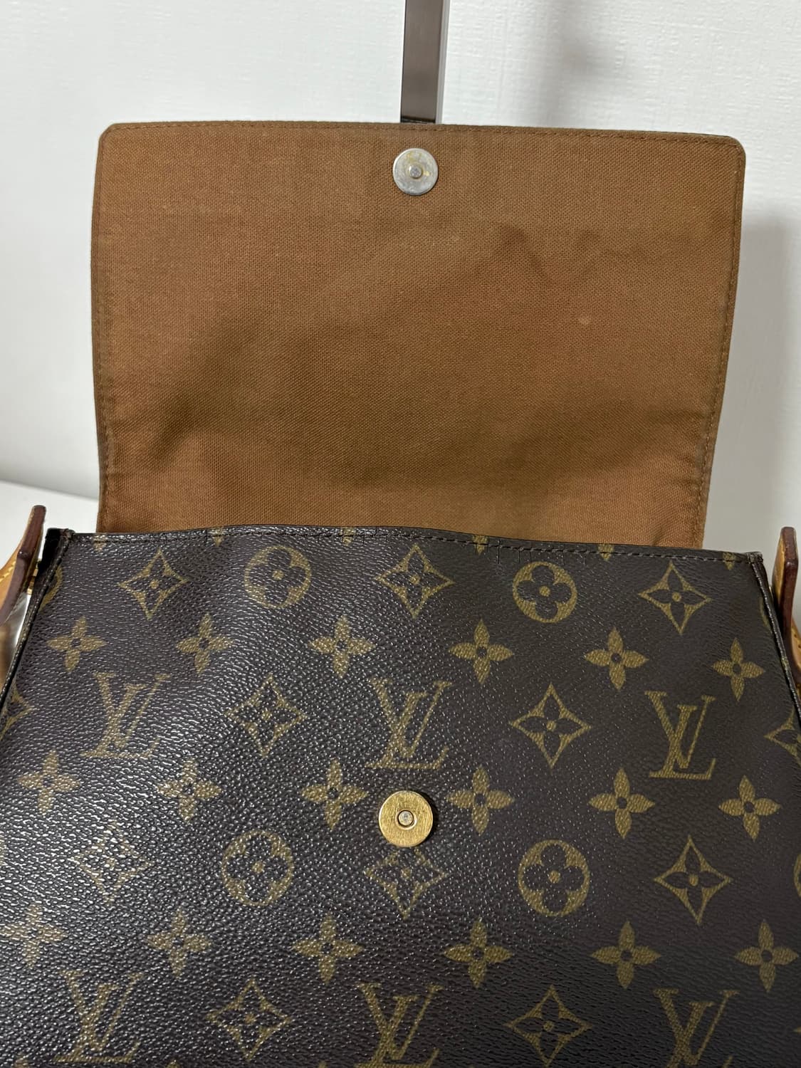 루이비통 루핑 숄더백  상품이미지6