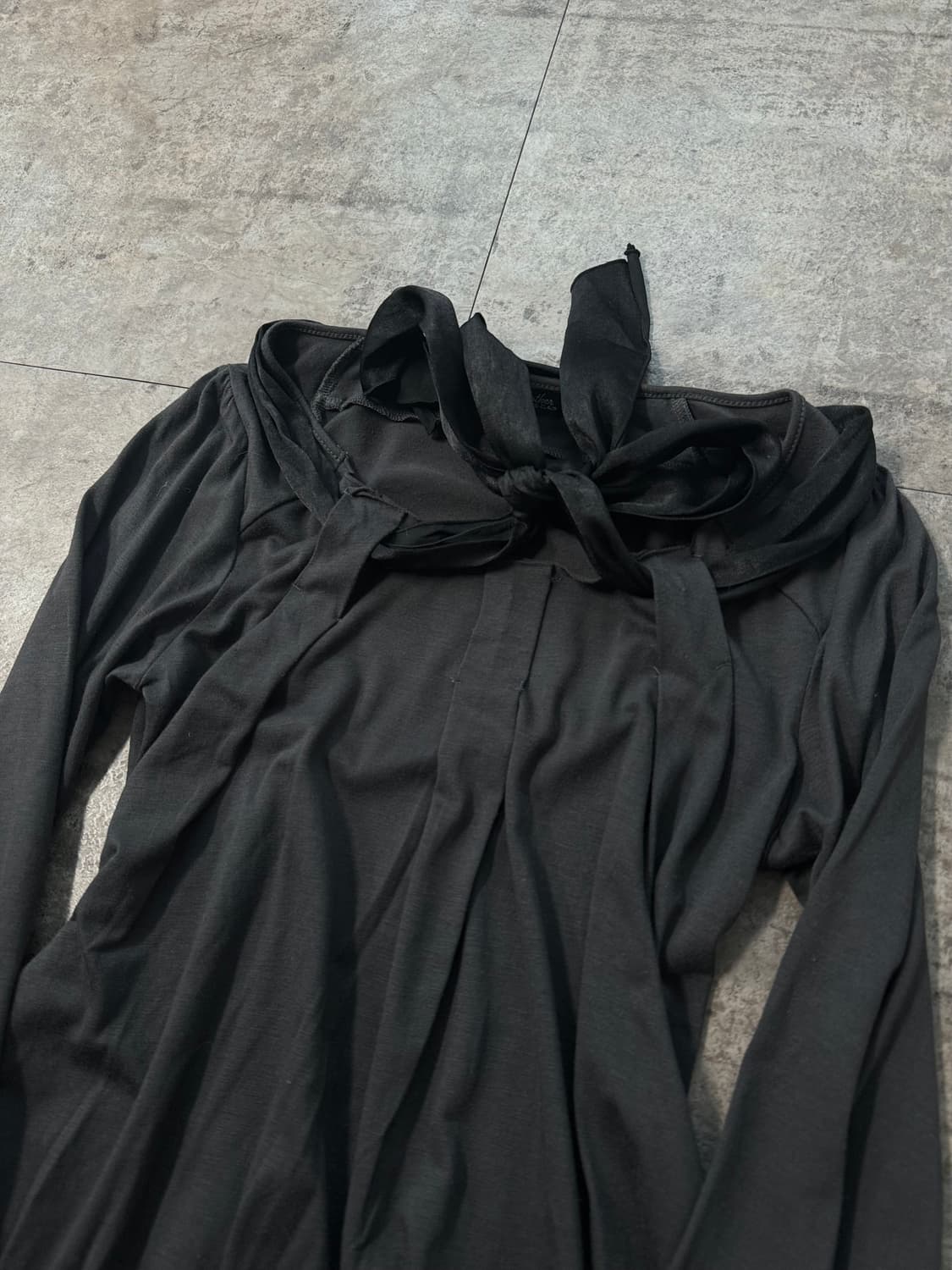 리본 타이 넥 탑 상품이미지3