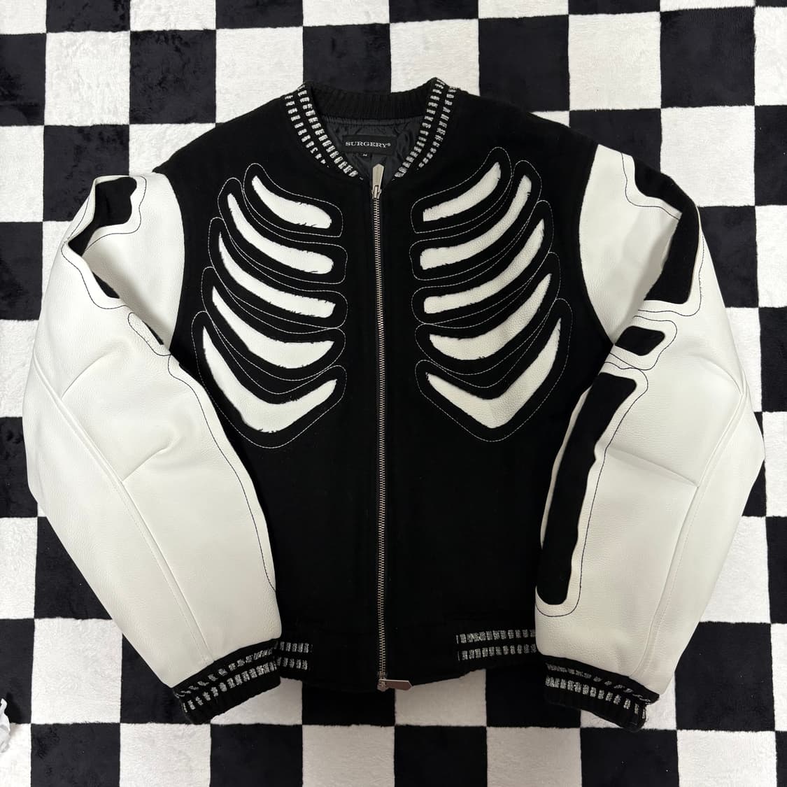 써저리 본 바시티 자켓 상품이미지1