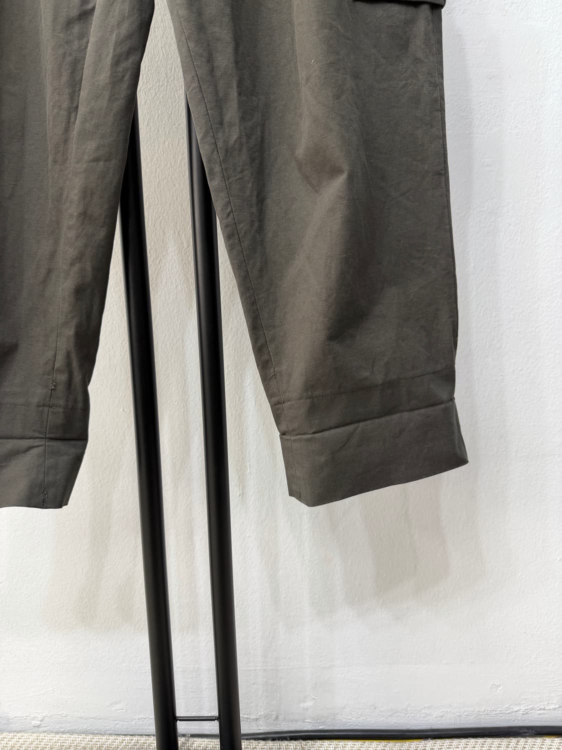 정품) 시스템옴므 21ss 카키 카고팬츠 82(32) 상품이미지4