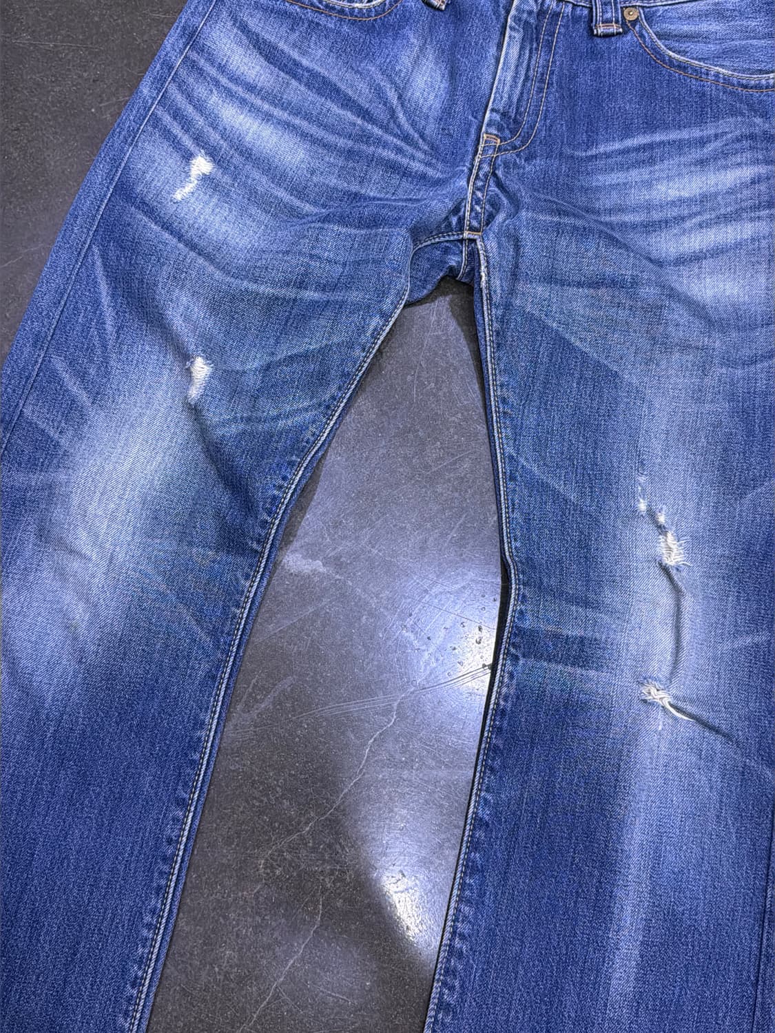 리바이스 523 스트레이트핏 백포켓 빈티지 데미지 워싱 데님팬츠 32 상품이미지5