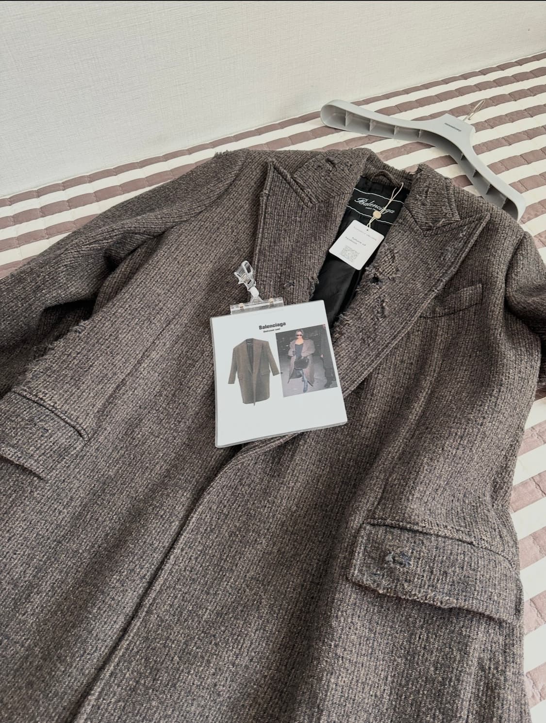 [36] 발렌시아가 디스트로이드 디스트레스드 코트 상품이미지4