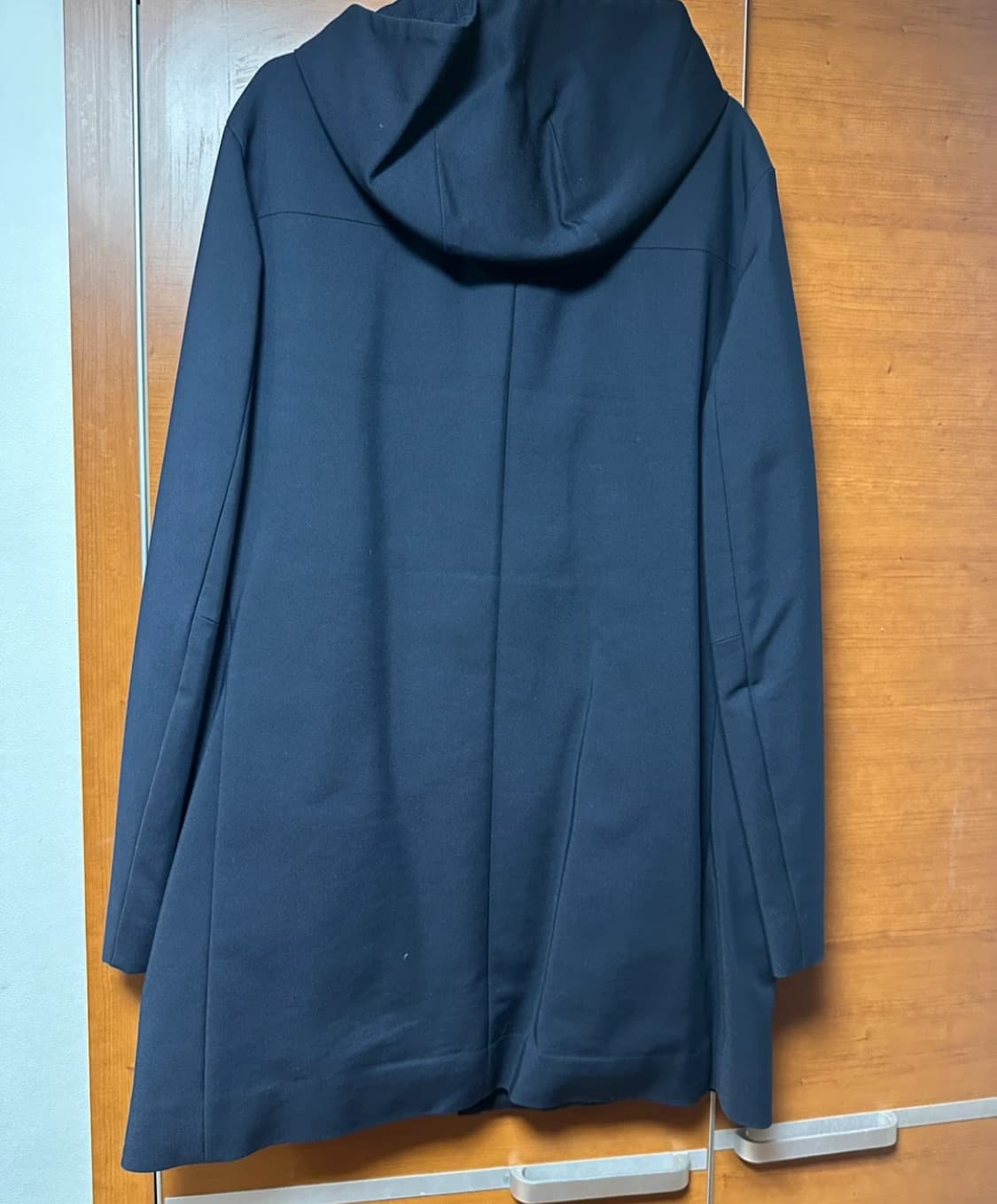 [COS/아카이브] 후드 디테일 패디드 점퍼 / XL 상품이미지2