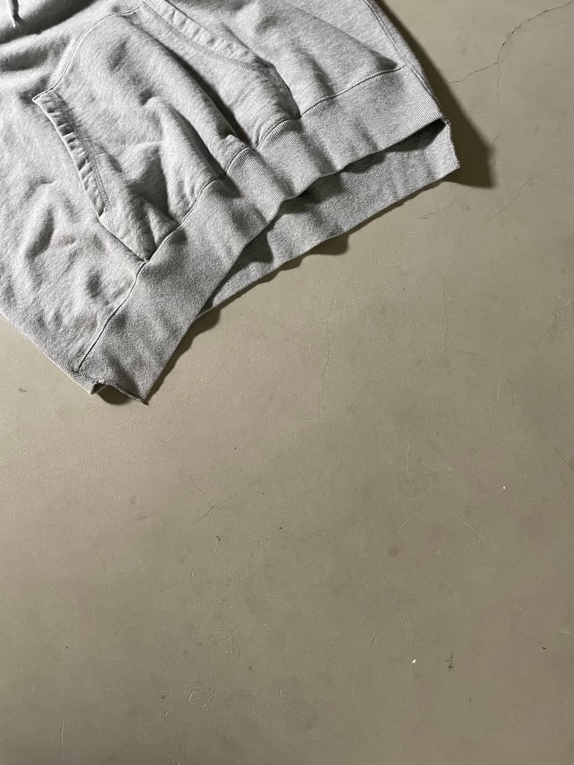 언유즈드 Classic Pullover Hoodie 상품이미지5