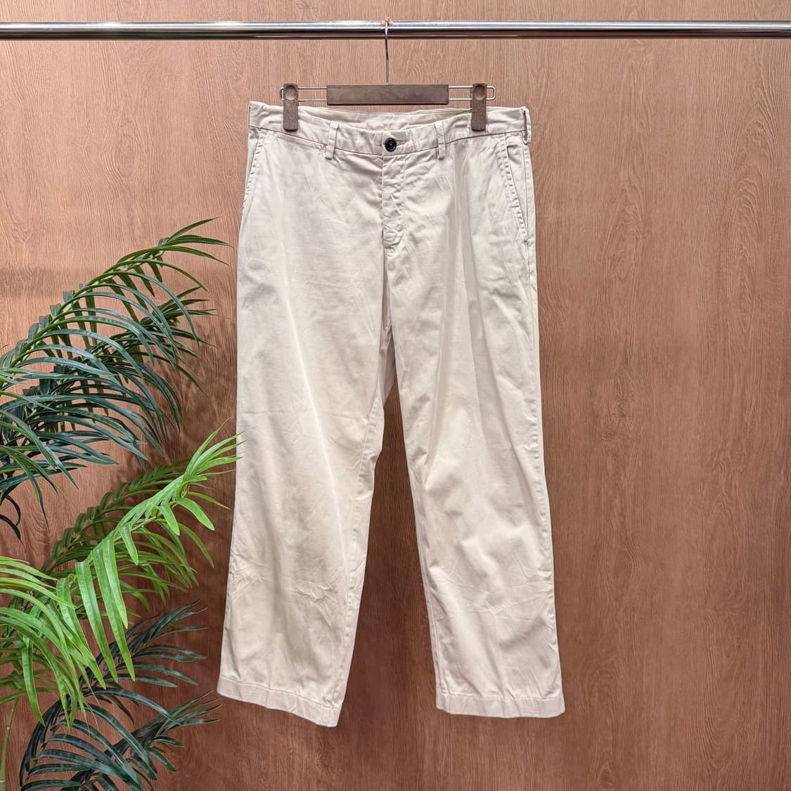 버버리 런던 코튼 팬츠 밴딩 로고 자수 디테일 스트레이트핏 베이지 상품이미지1