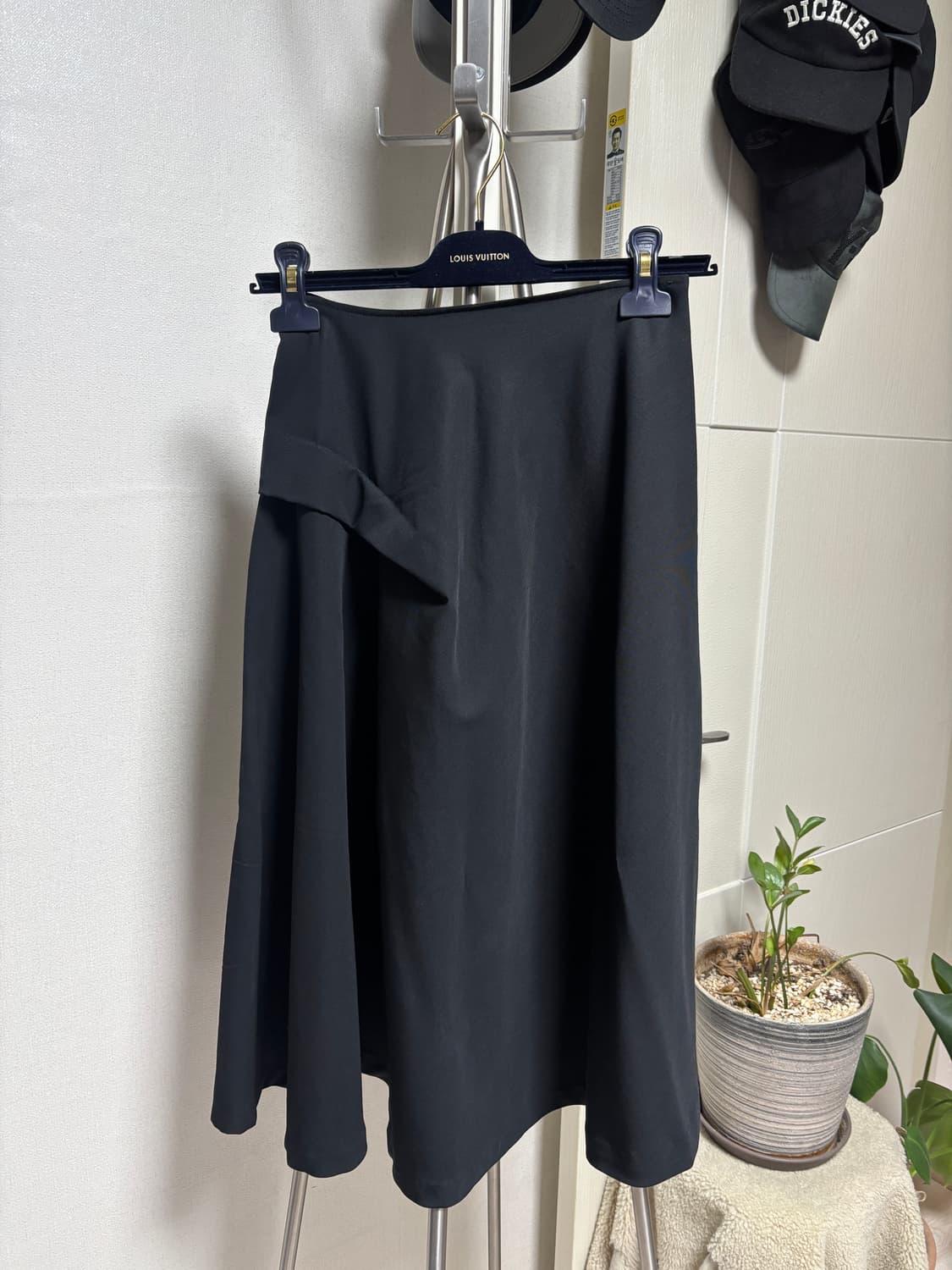 요지 야마모토 블랙 울 스커트 사이즈 2 상품이미지1