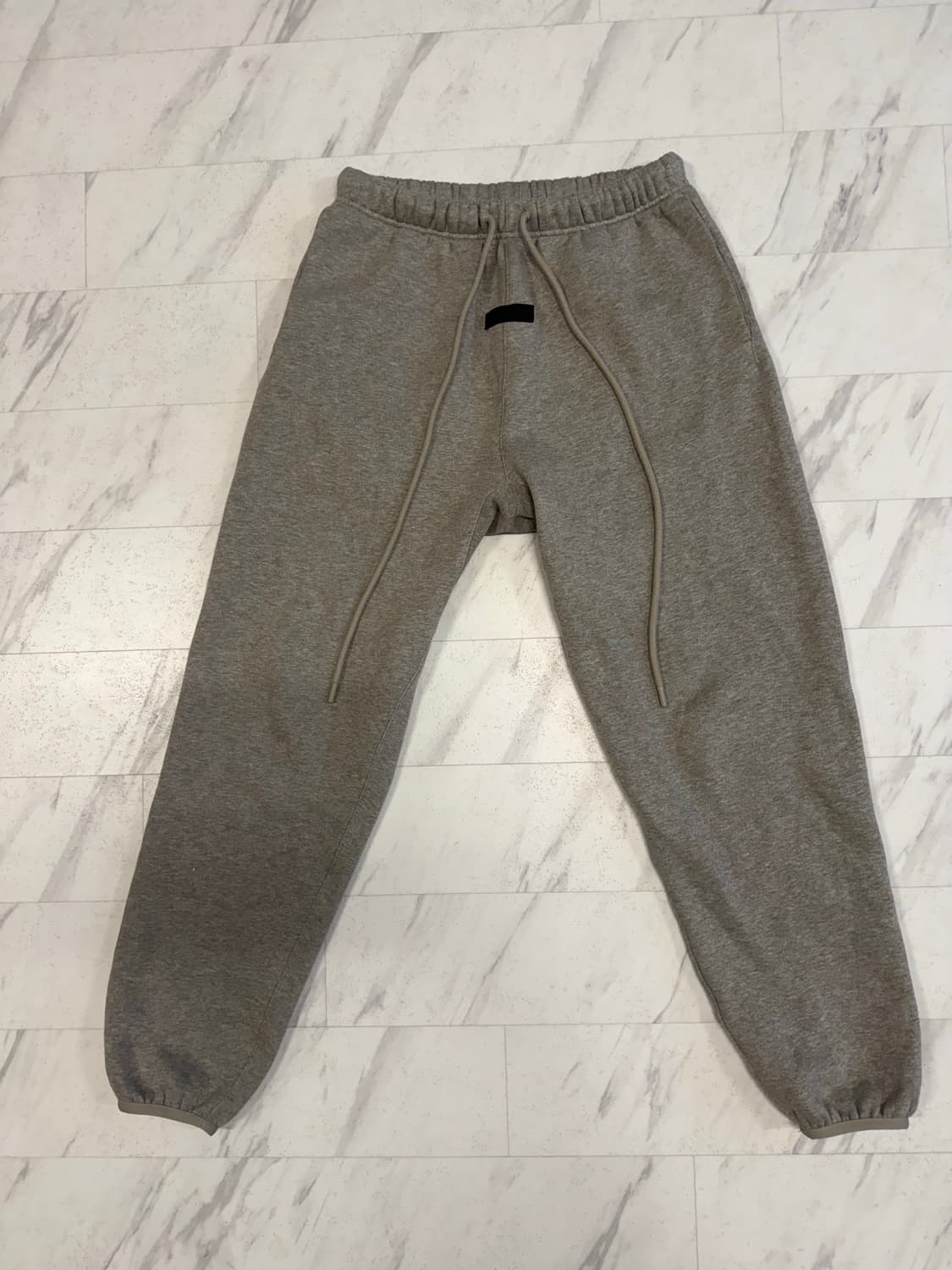 이센셜 essentials sweatpants 바지 상품이미지1