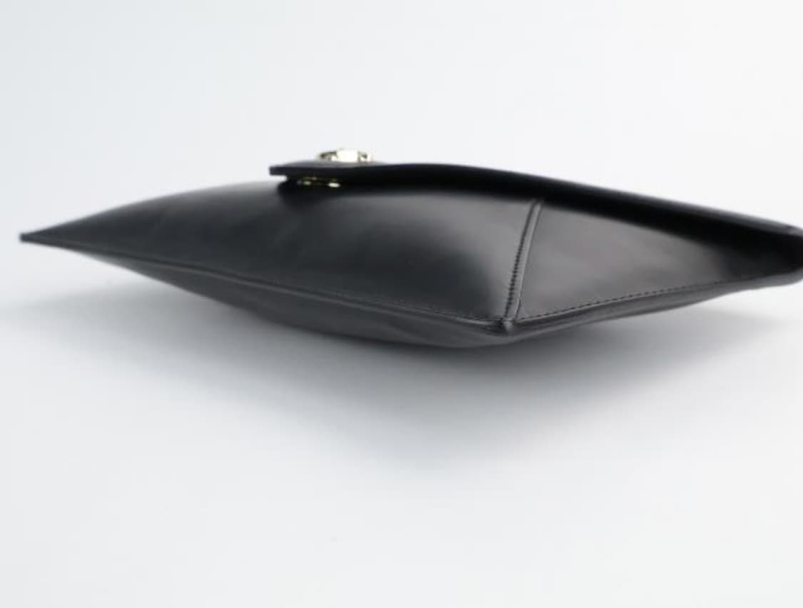 Vivienne westwood블랙 레더 폴드 백 상품이미지6