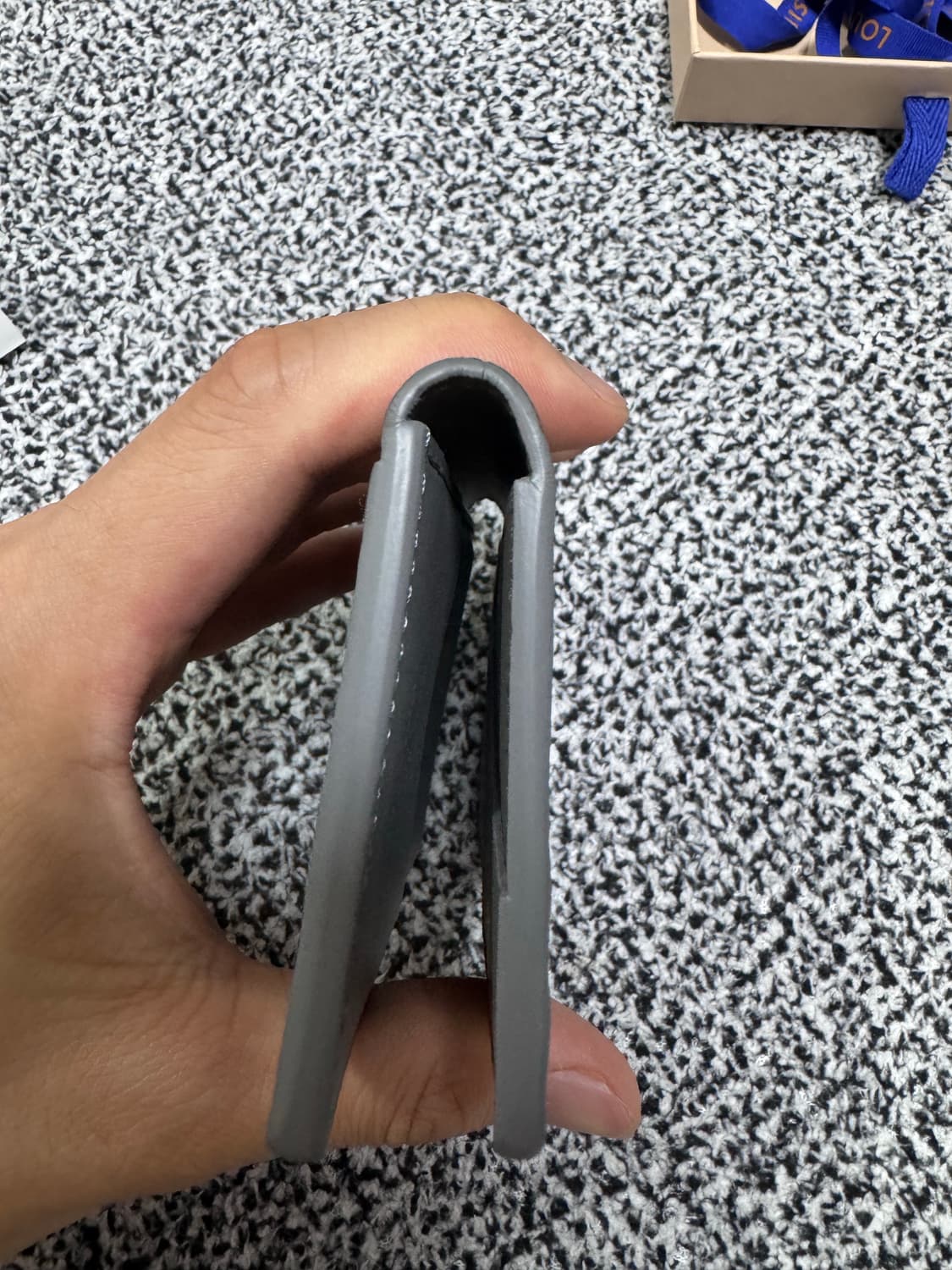 루이비통 쉐도우 오거나이저 그레이 상품이미지6