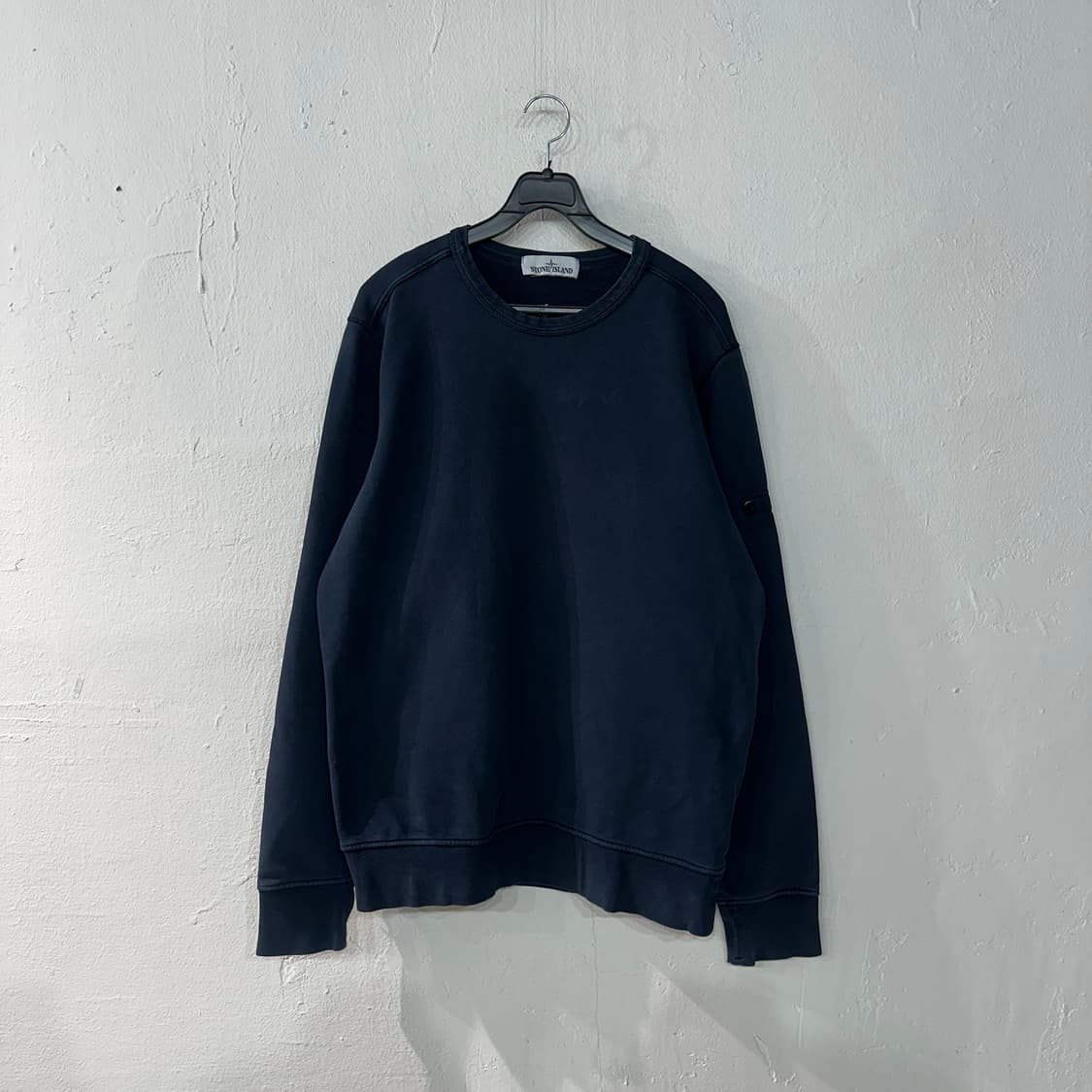 스톤아일랜드 맨투맨 L 상품이미지1