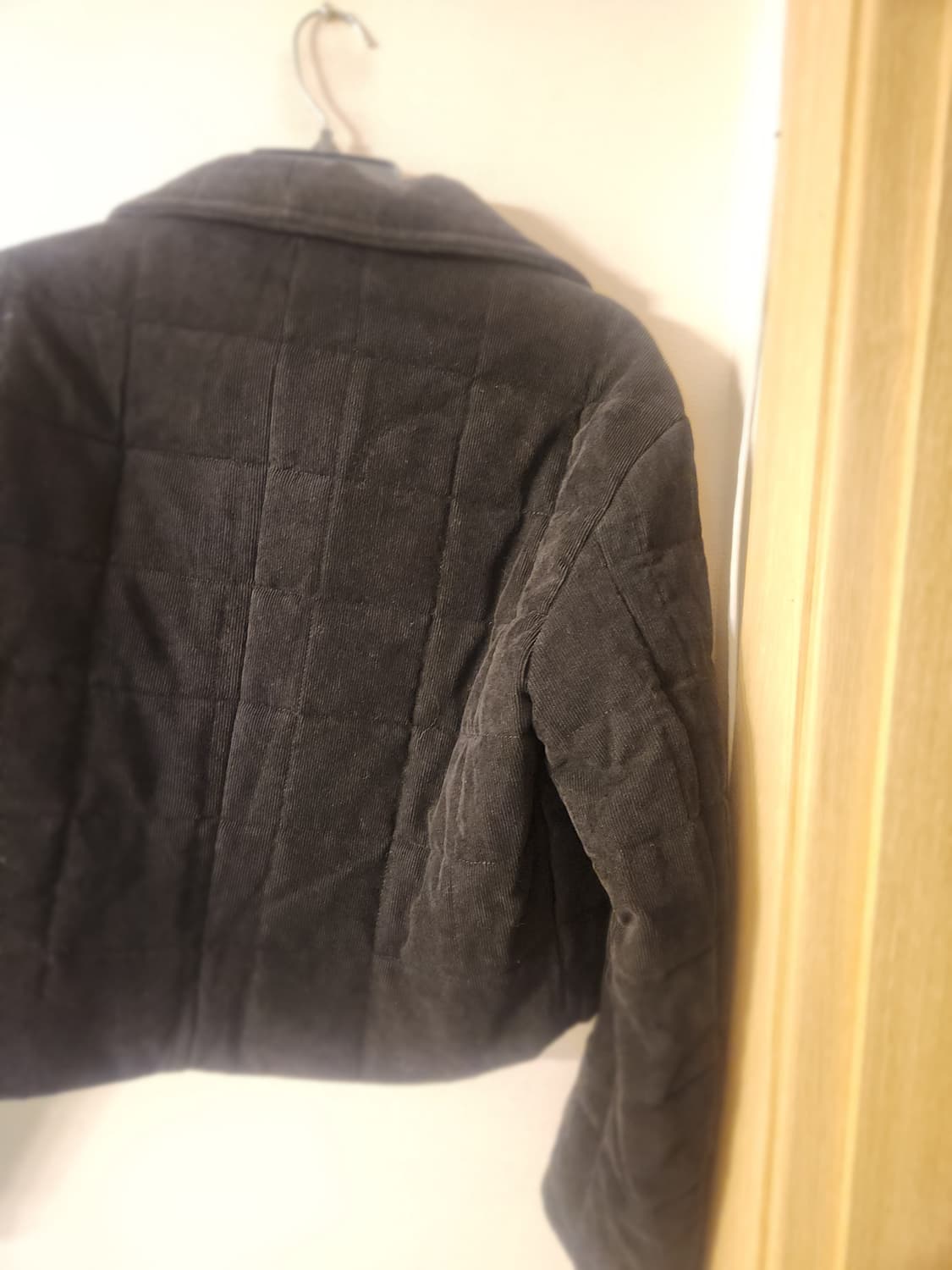 로이크 블랙 코르듀이 숏패딩 자켓 상품이미지4