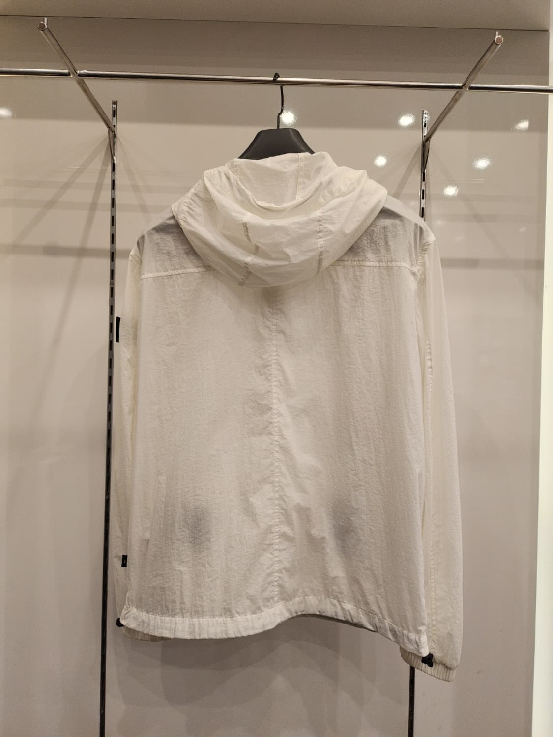 네셔널지오그래픽 후드바람막이 100 상품이미지2