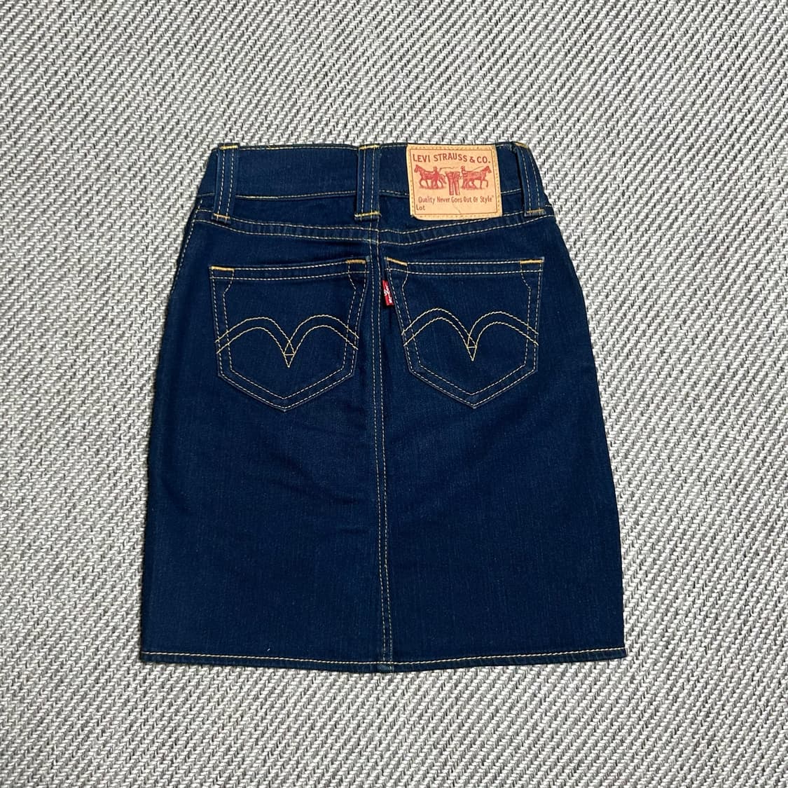 [XS] Levi's 리바이스 우먼즈 데님 청치마 상품이미지2