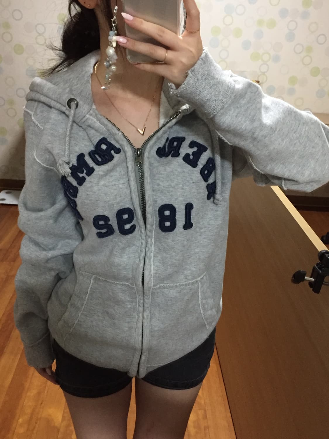 아베크롬비 데미지 디테일 라이트 그레이 후드집업 상품이미지1