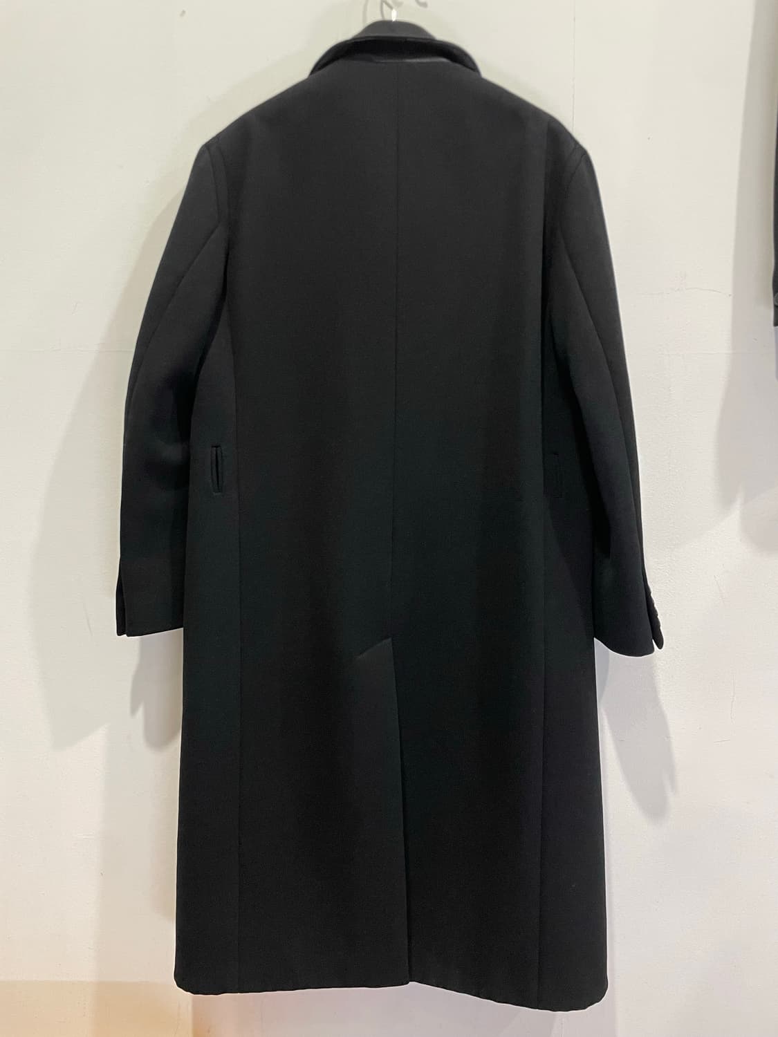 루이비통 블랙 롱 울 코트 50 정품 상품이미지2