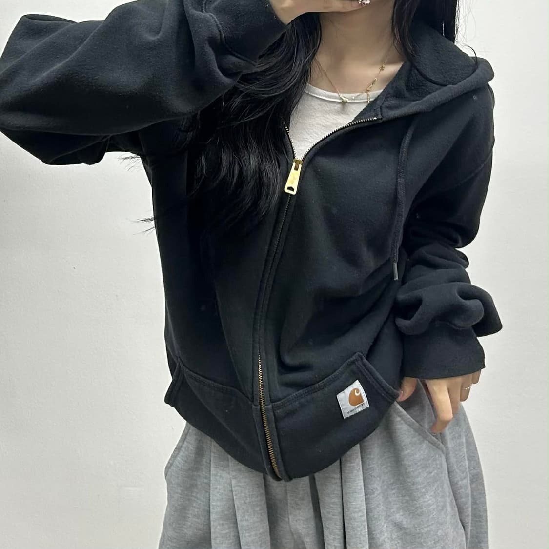 칼하트 블랙 루즈핏 미드웨이트 후드집업 희귀져지(M) 상품이미지2