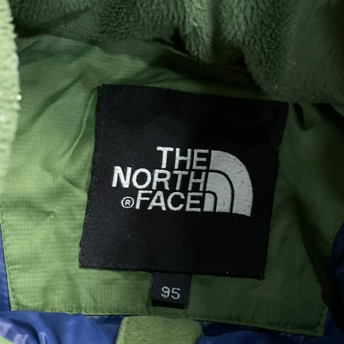 100 노스페이스 엑셀로프트 패딩  상품이미지3