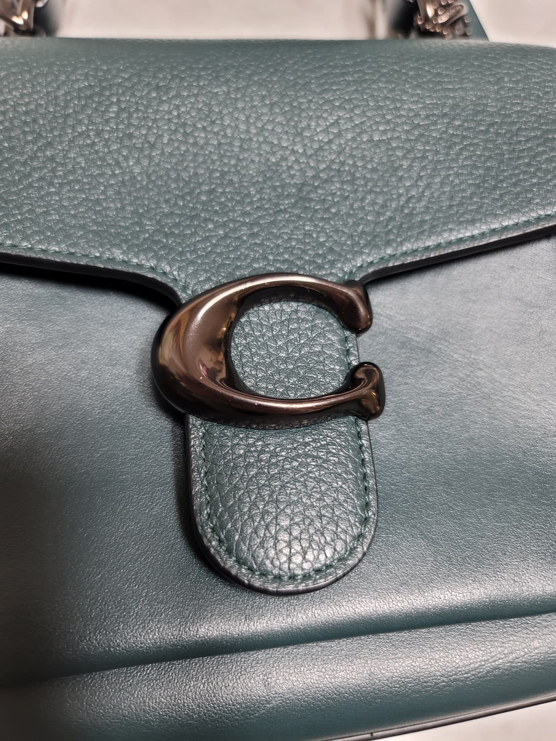 코치 진한녹색 신형 테비탑 핸들 상태극상 
 상품이미지4