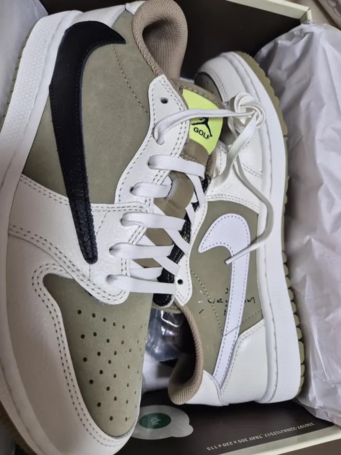 조던 1 x 트래비스 스캇 레트로 로우 골프 NRG 뉴트럴 올리브 상품이미지2