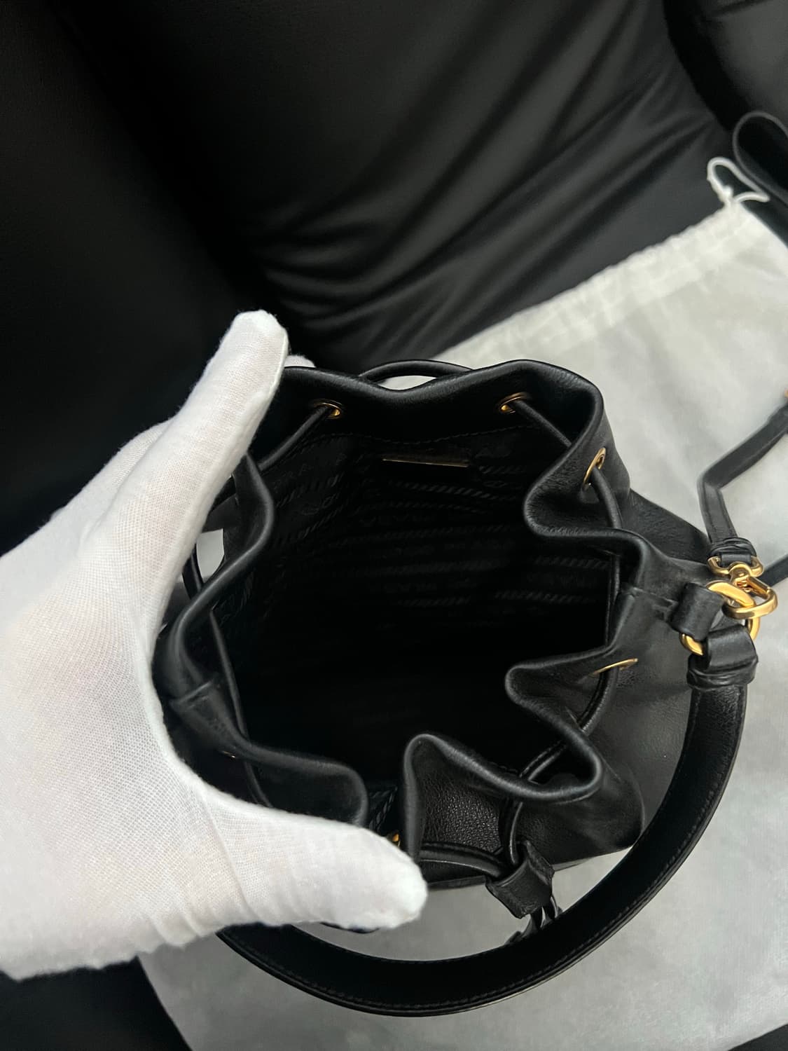 프라다 레더 버팃백 복조리 상품이미지6