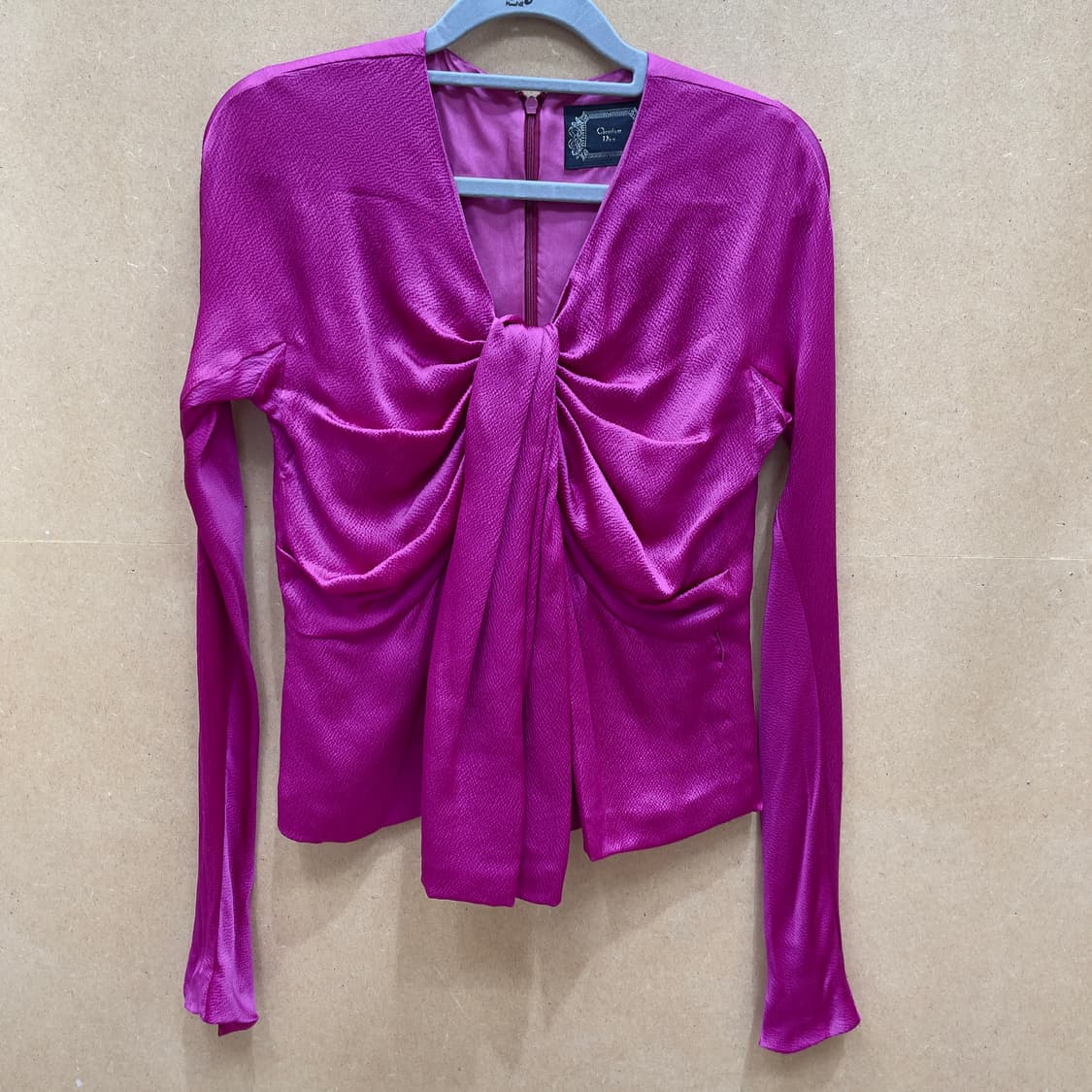 크리스찬디올 노티드 실크 블라우스 상품이미지1