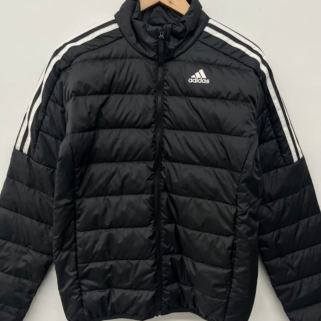 아디다스 3선 패딩 블랙 여/L 상품이미지2