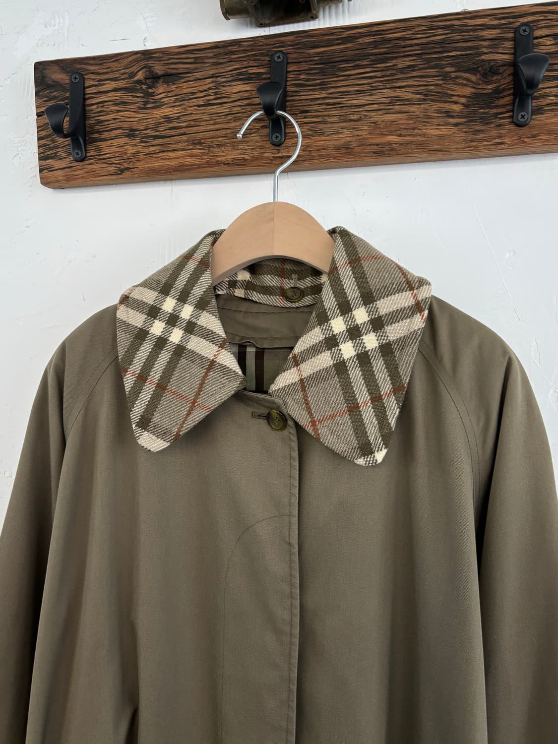 Burberry 버버리 카키베이지 카라커버 코트 상품이미지5