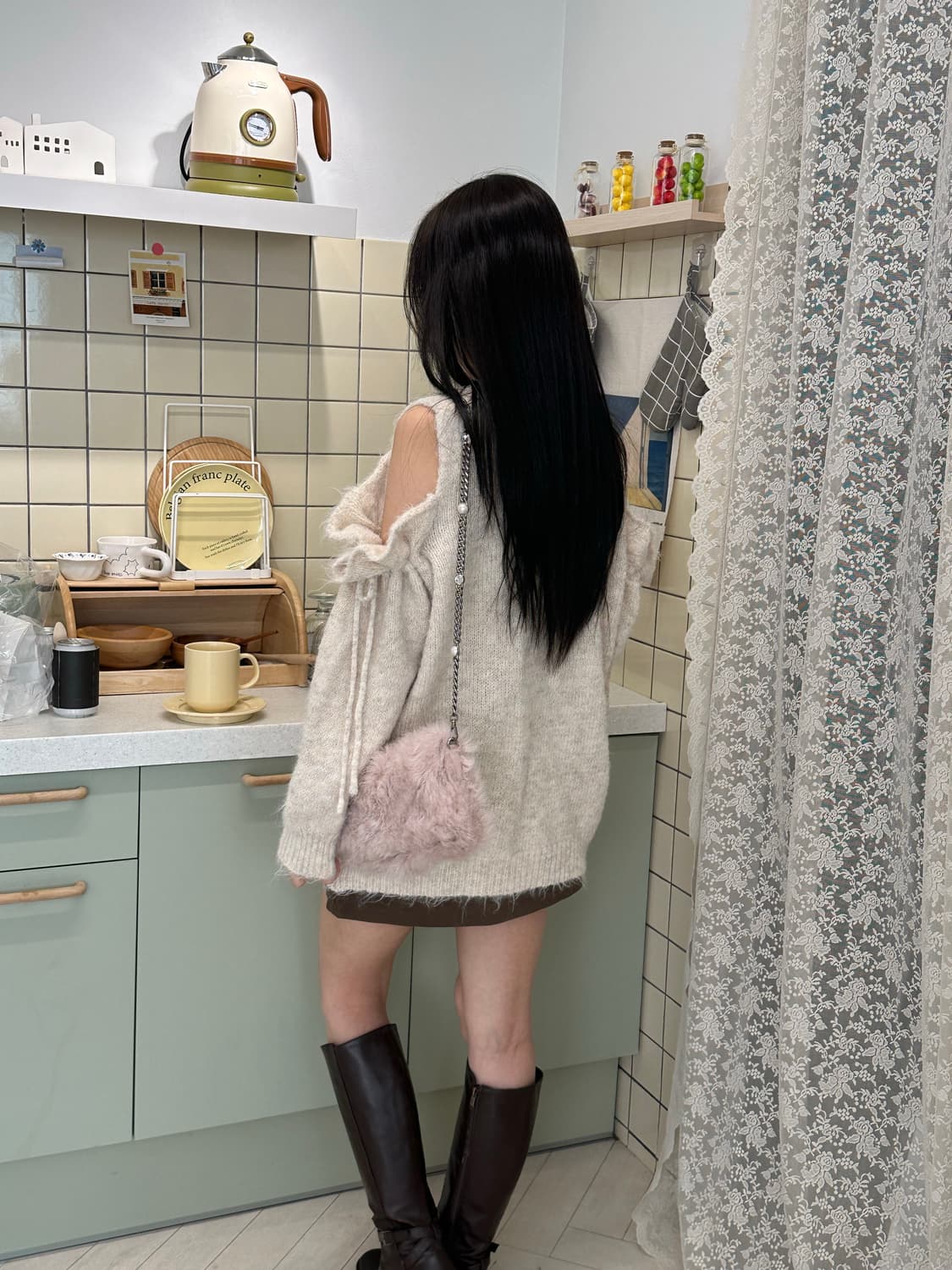 [A+ 정품] 미우미우 양털 퍼 크리스탈 체인 크로스백 상품이미지8