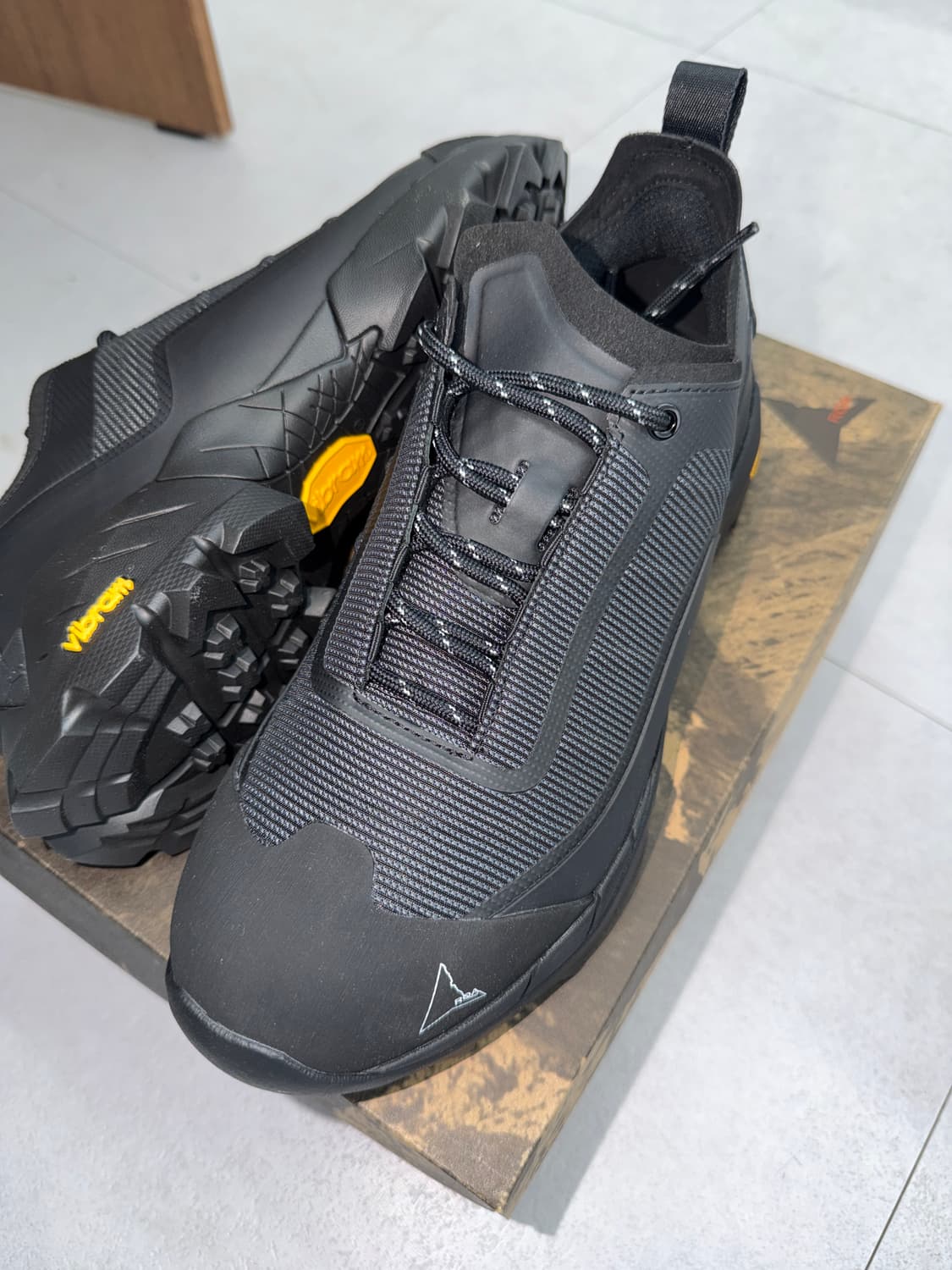 로아 하이킹 (ROA) 라이트 아스팔트 41사이즈 상품이미지1