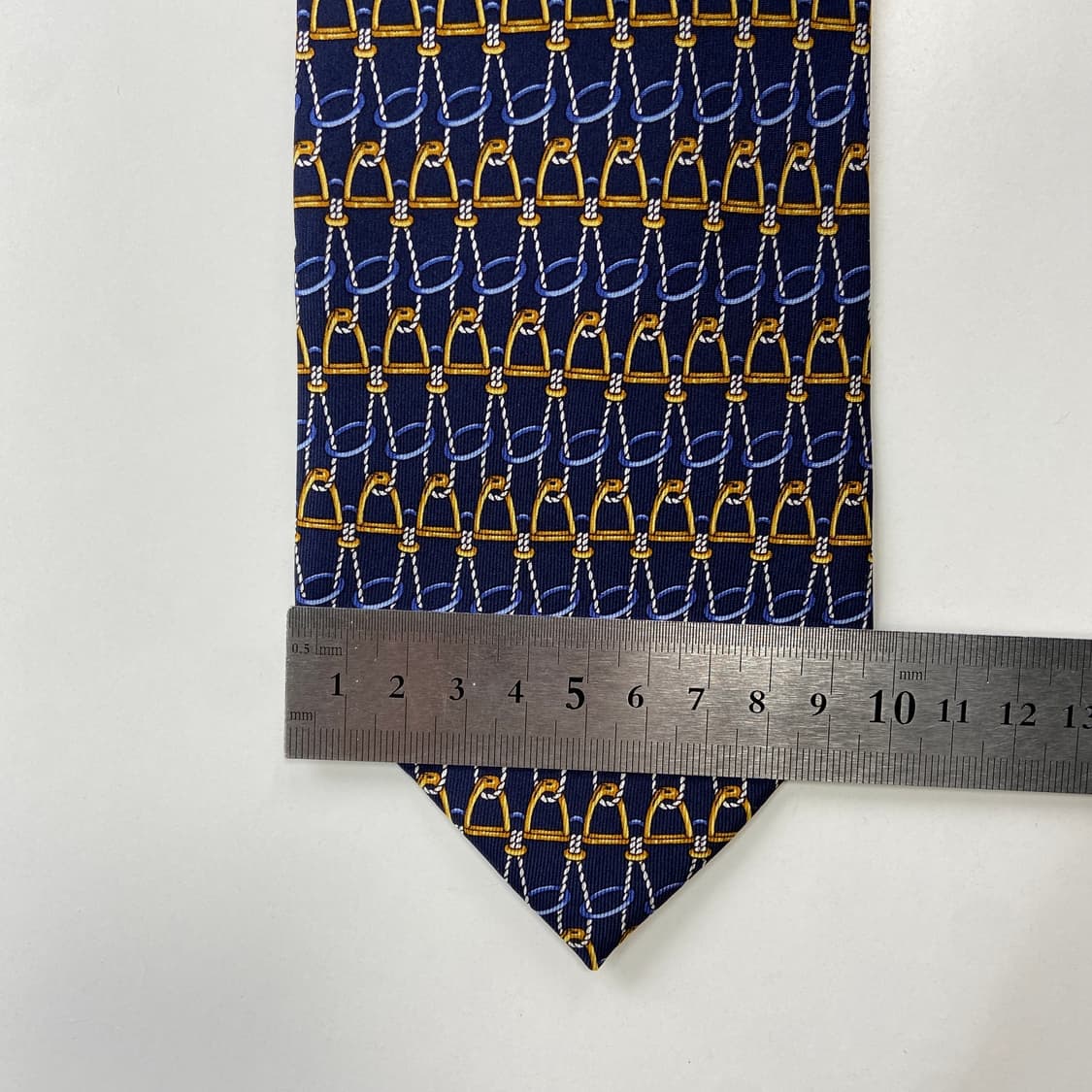 택달린 미사용품 구찌(GUCCI)  명품 정품 넥타이 상품이미지8