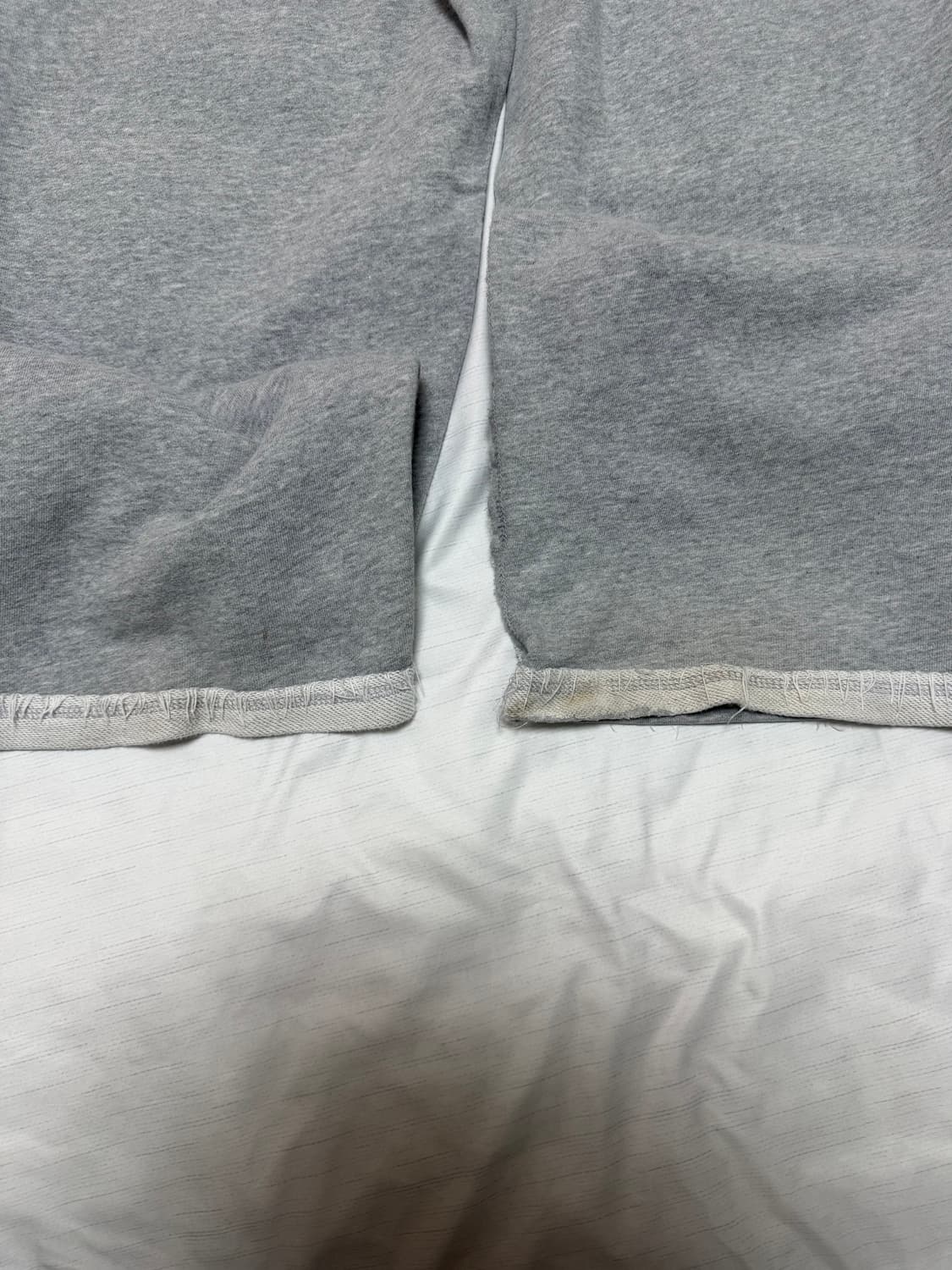 배드블러드 플뢰르 패치 조거 그레이 상품이미지4