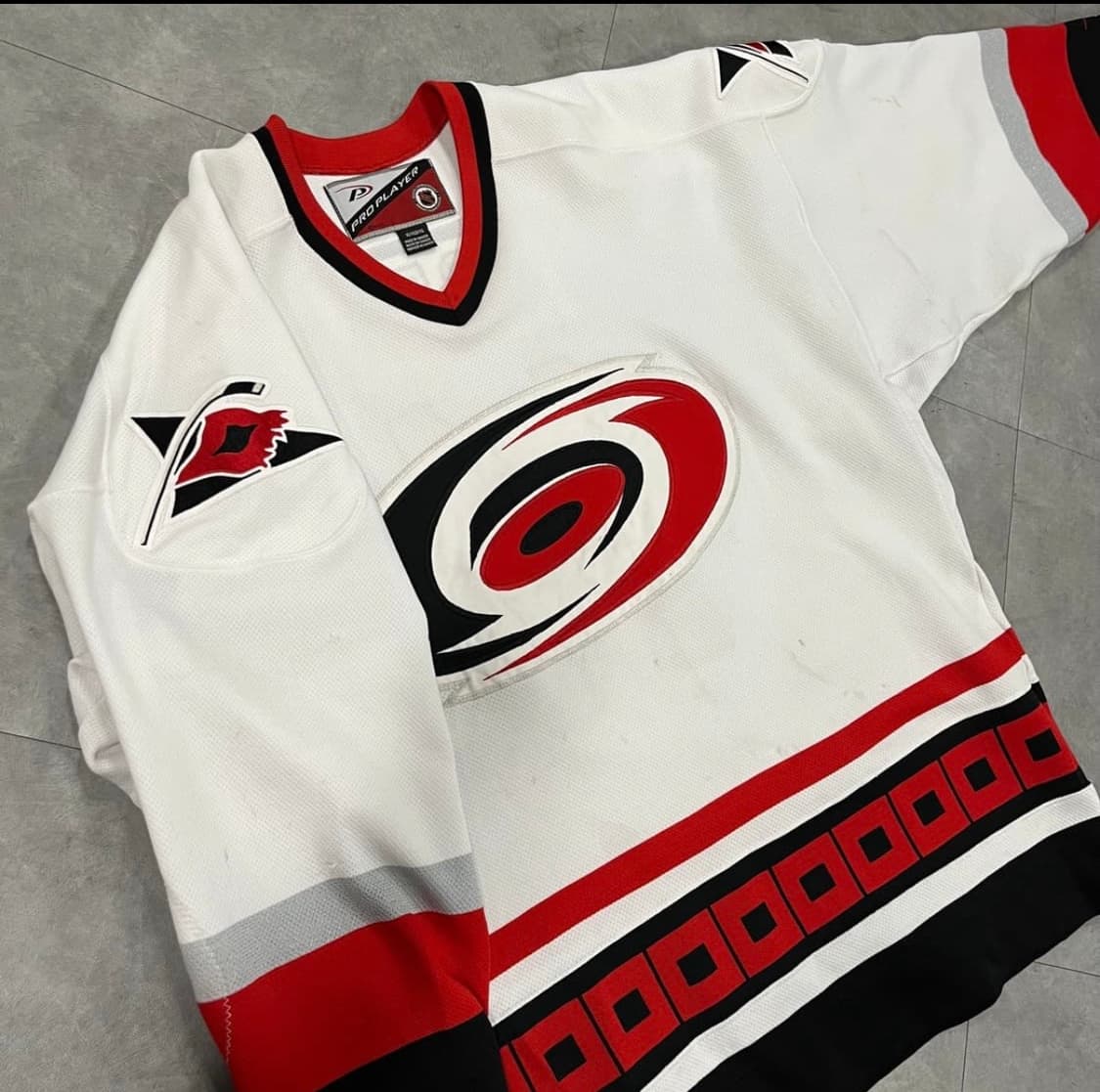 NHL 캐롤라이나 허리케인스 하키 져지 (110) 팝니다 상품이미지2