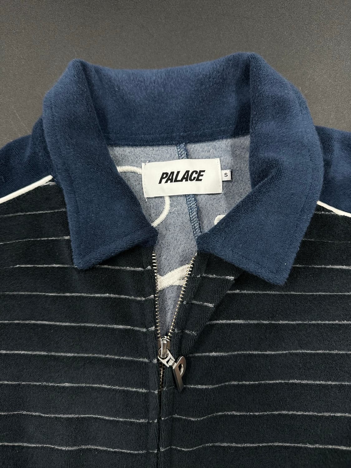 네이비 팔라스 런던 로고 집업 상품이미지6