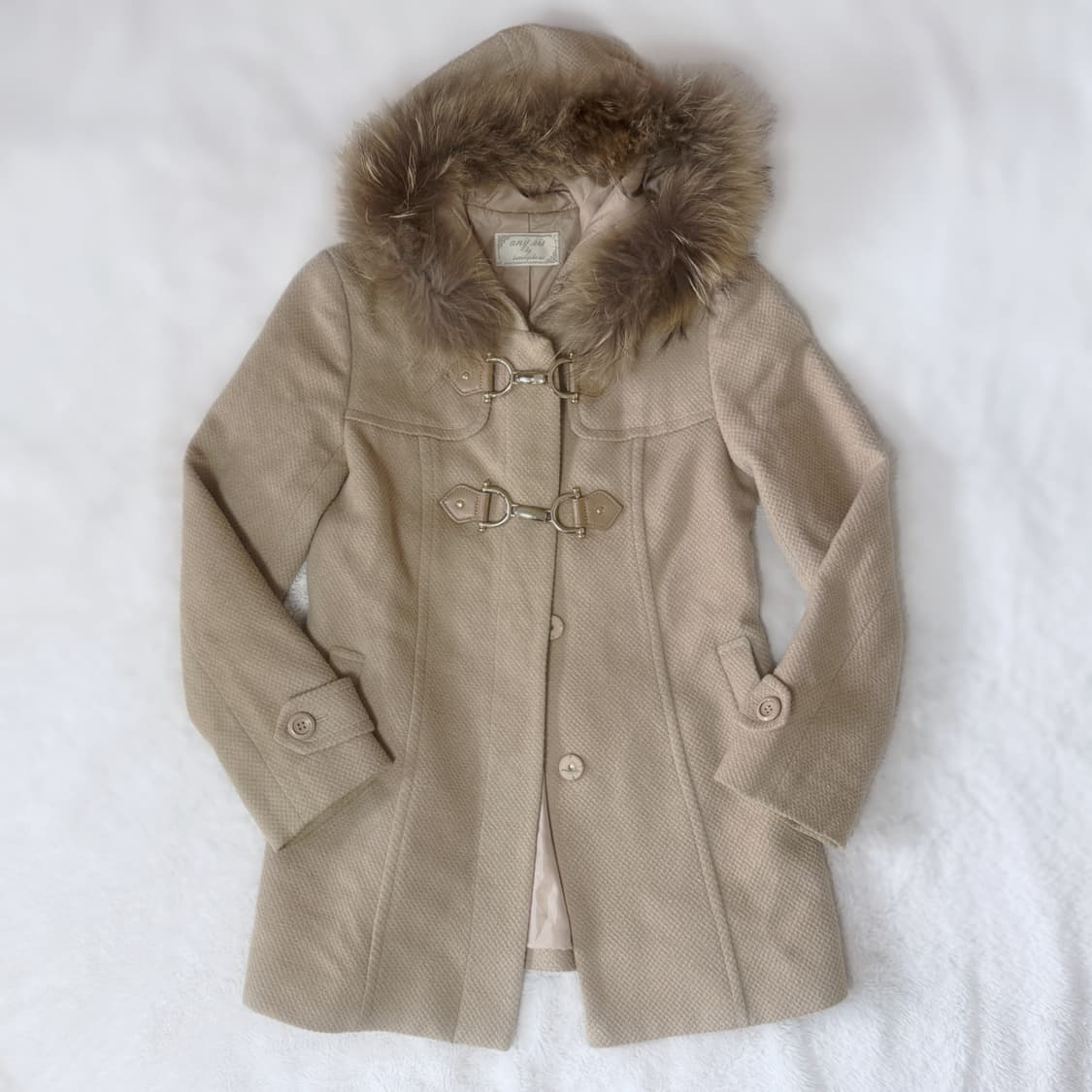 Anysis by Kumikyoku sis 라떼갸루 로걀 버클 퍼코트 상품이미지1