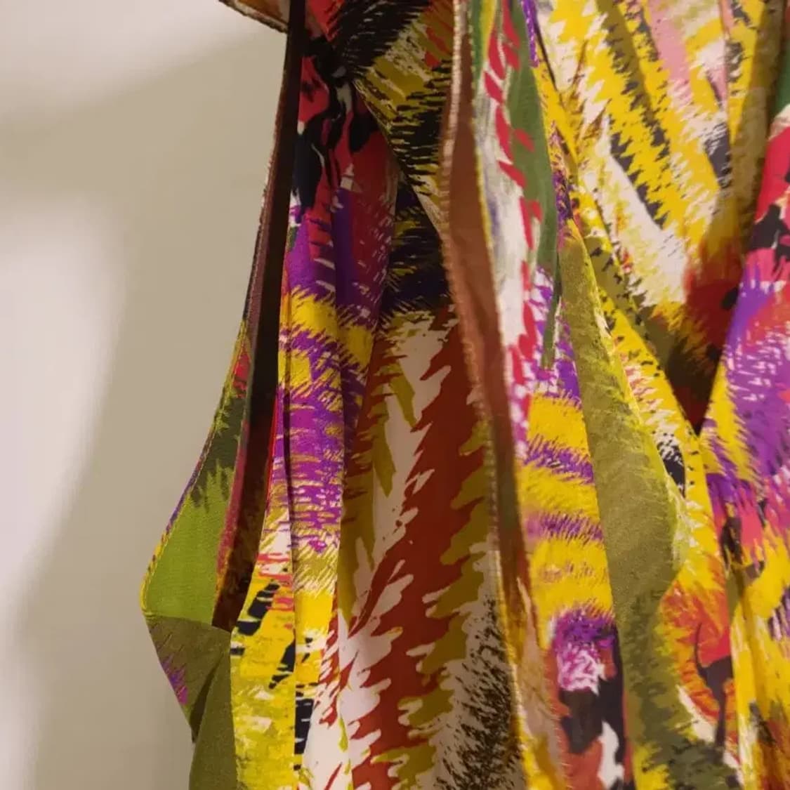 타임(TIME) 실크 100% 멀티 패턴 프릴 원피스 55 상품이미지9