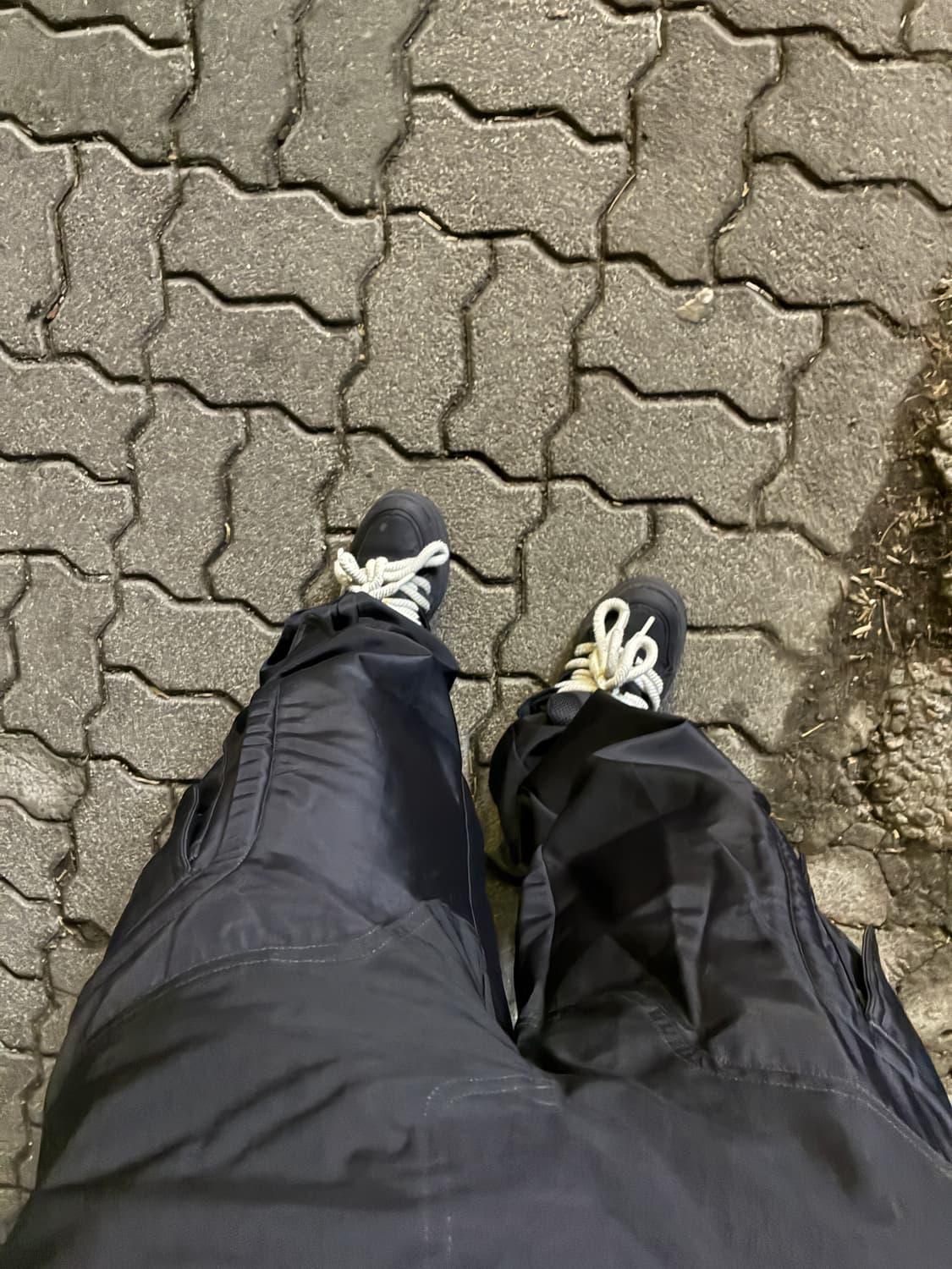 FAR ARCHIVE (파 아카이브) 나일론 카고팬츠 1사이즈 상품이미지2