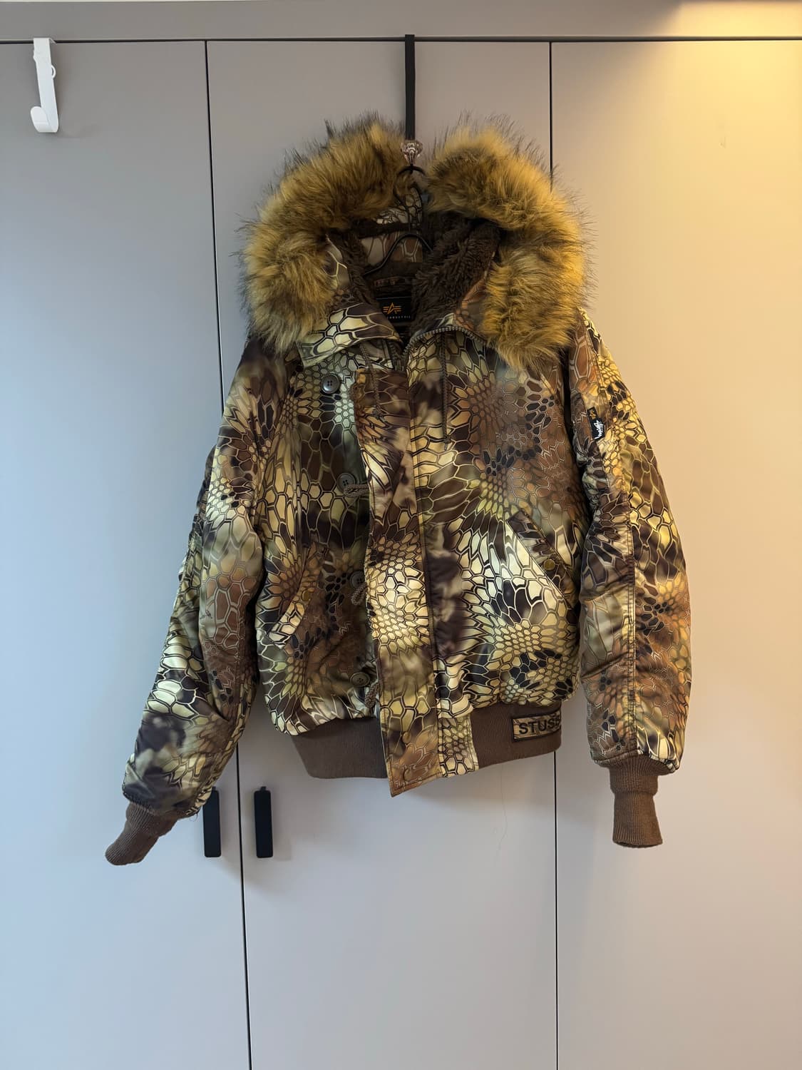 스투시 X 알파 크립텍 N2B 숏파카 하이랜더 s 상품이미지1