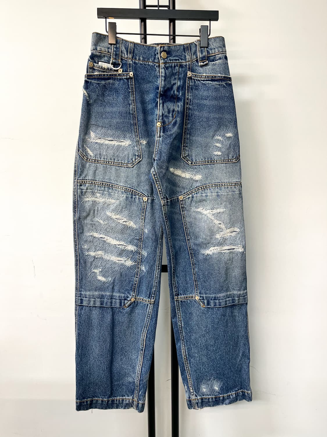 이티스 머큐리 디스트레스드 데님 팬츠 상품이미지1