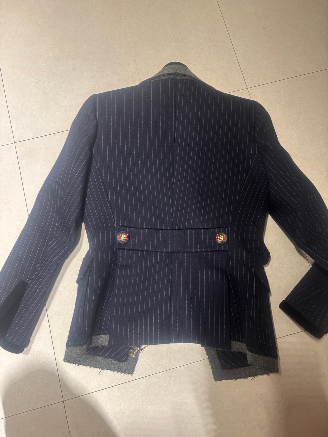 07aw 발렌시아가 테일러드 재킷 상품이미지2