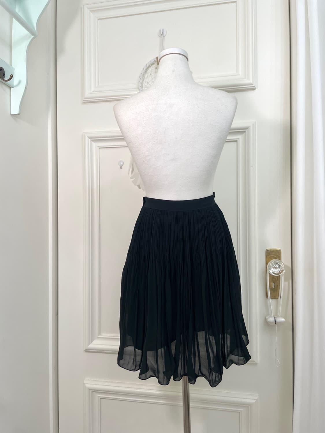black gold point pleats midi skirt 상품이미지3