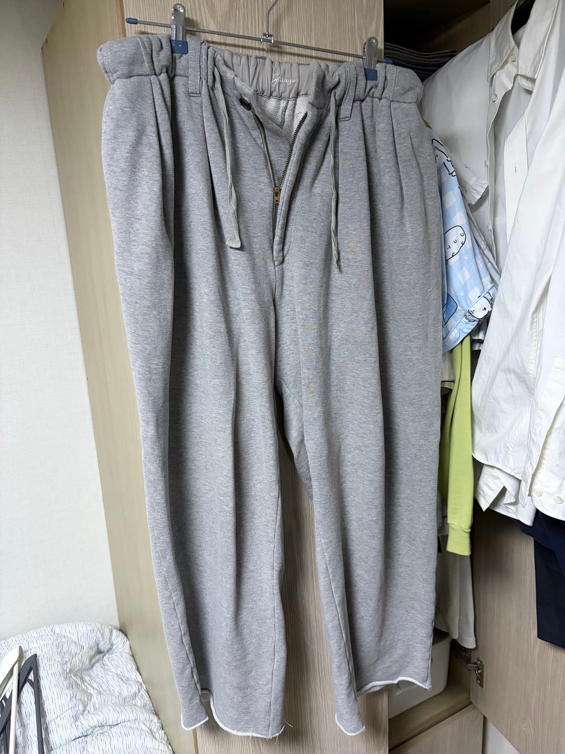 실라주 서큘러 스웻 팬츠 상품이미지1